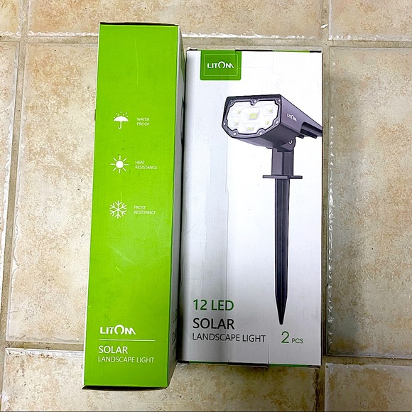 LITOM 12 LED Solar Pathway Light IP67 Waterproof Lamp Outdoor 2pk BNIB - Picture 3 of 5